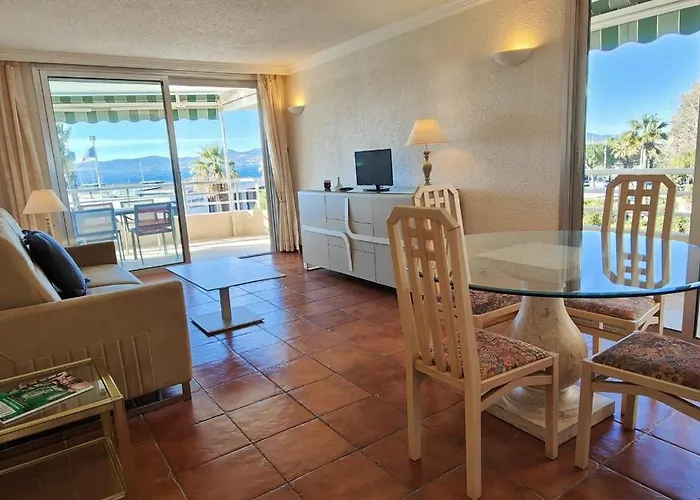 Appartement 50 M Cocoon Of With A Common Shared Pool